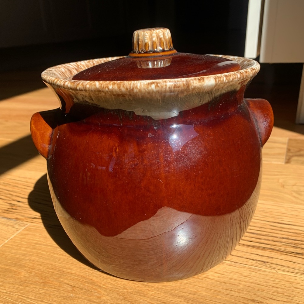 Vintage Hull Pottery Brown Bean Pot+Lid Glazed/Oven Proof Made in USA